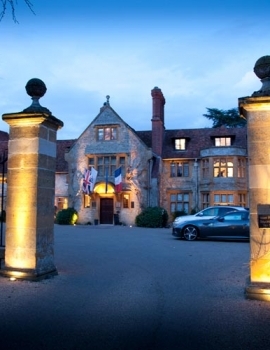 Commercial: Hotel frontage