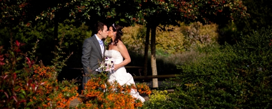 Wedding-Millets Farm-Kissing Couple